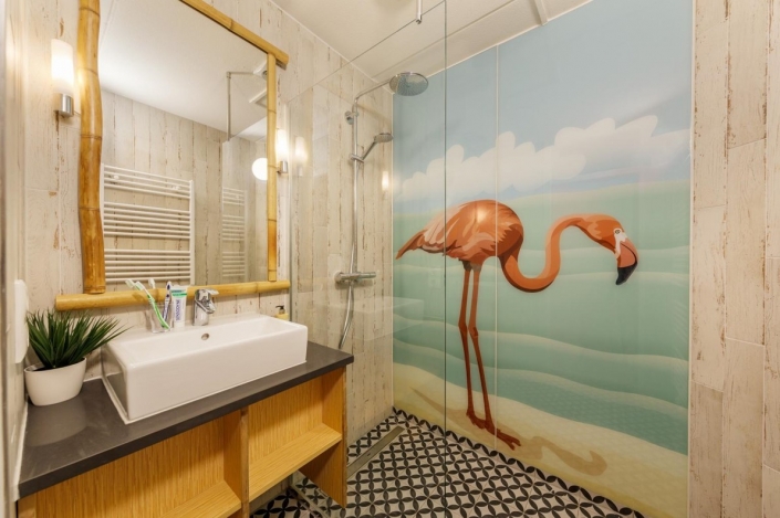 Beach Chilla - Bathroom HDVL